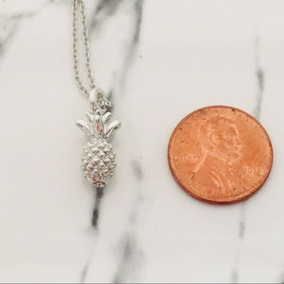 Fine Apple Pineapple Silver Pendant Necklace NWT - Picture 4 of 5